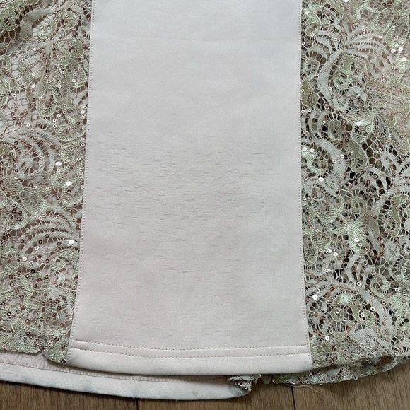 Lipsy maxi bodycon longsleeve lace sequins mermaid dress cream rose gold sz 4 - Picture 13 of 15